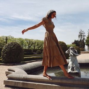 Danielle Bernstein Poplin midi